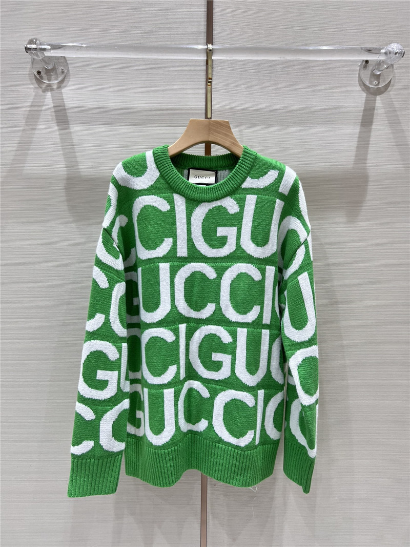 Gvc*1 logo round neck sweater in green