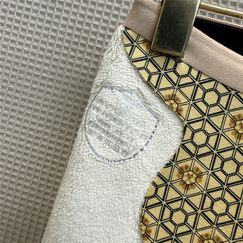 D10r little bee decorative velvet thickened leggings