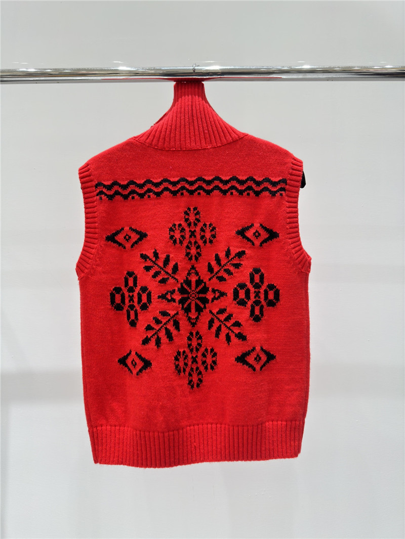 L0ew* jacquard knit turtleneck vest red