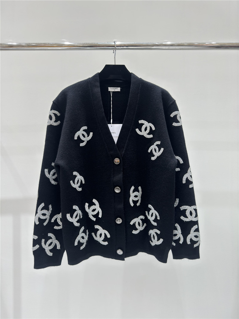 Ch**el contrast letter v-neck knitted cardigan jacket