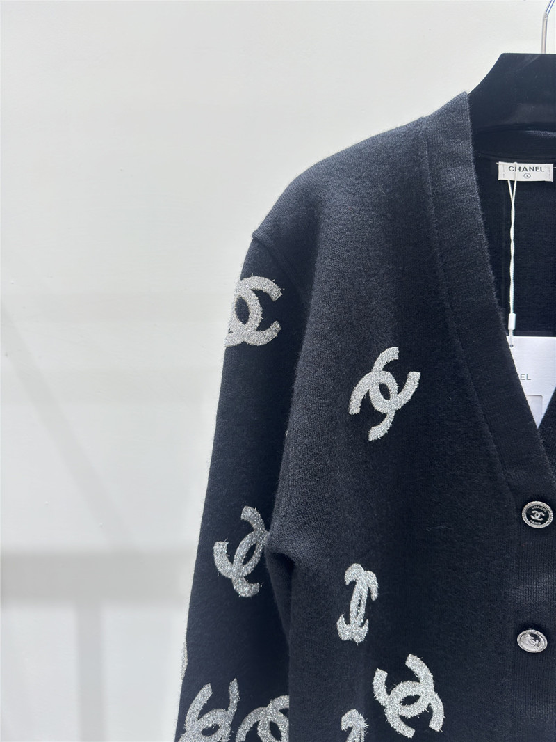 Ch**el contrast letter v-neck knitted cardigan jacket
