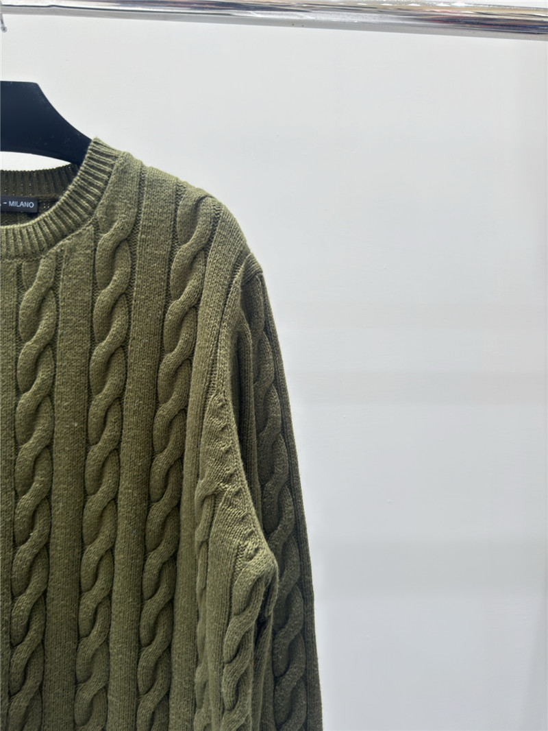 Pra*a logo pocket twist knit sweater green
