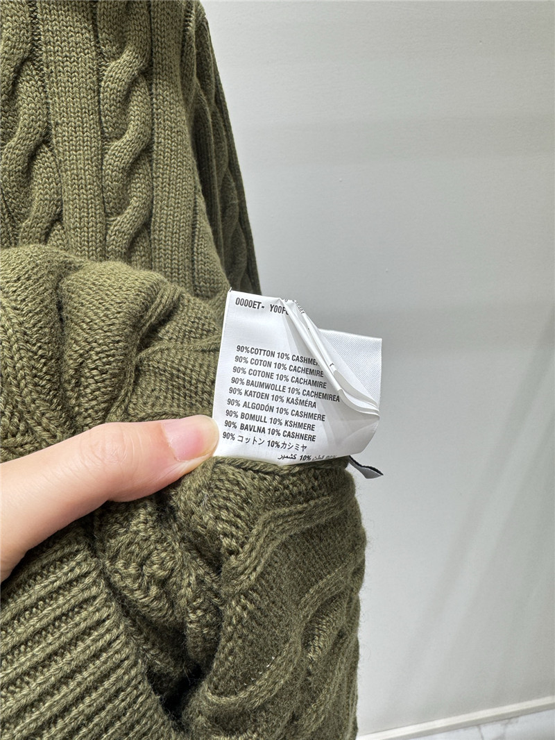 Pra*a logo pocket twist knit sweater green