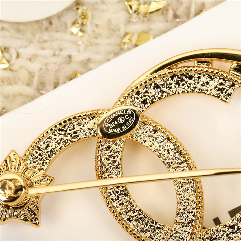 Ch**el new five-pointed star brooch