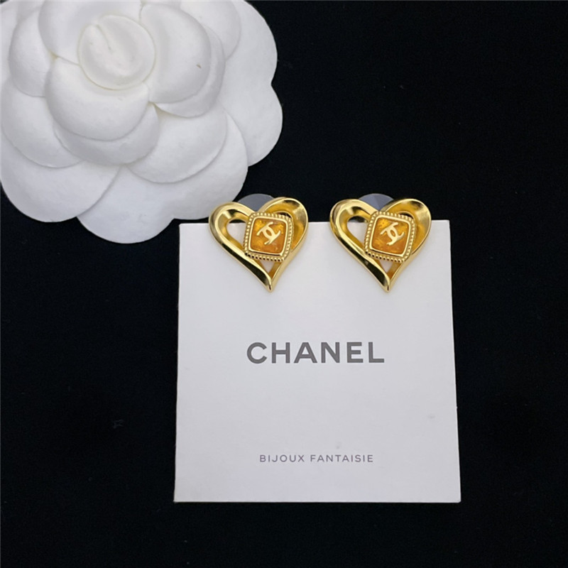 Ch**el small fragrant earrings
