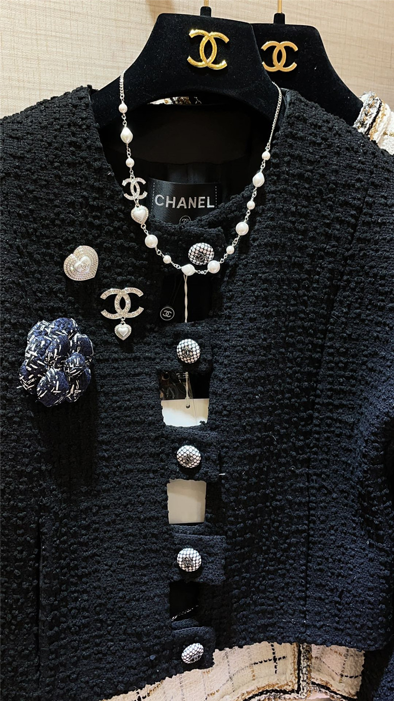 ch**el love D1am0nd double c pearl silver necklace