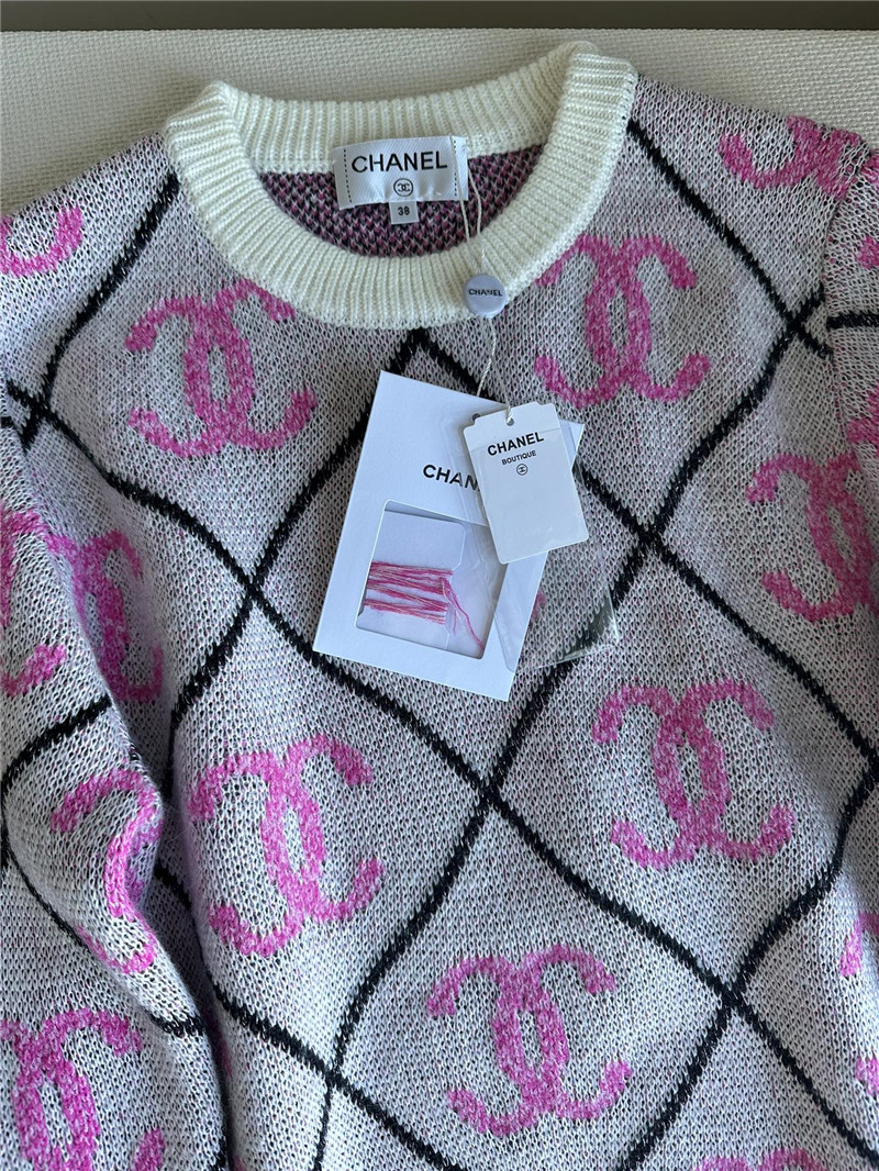 ch**el pink logo D1am0nd sweater