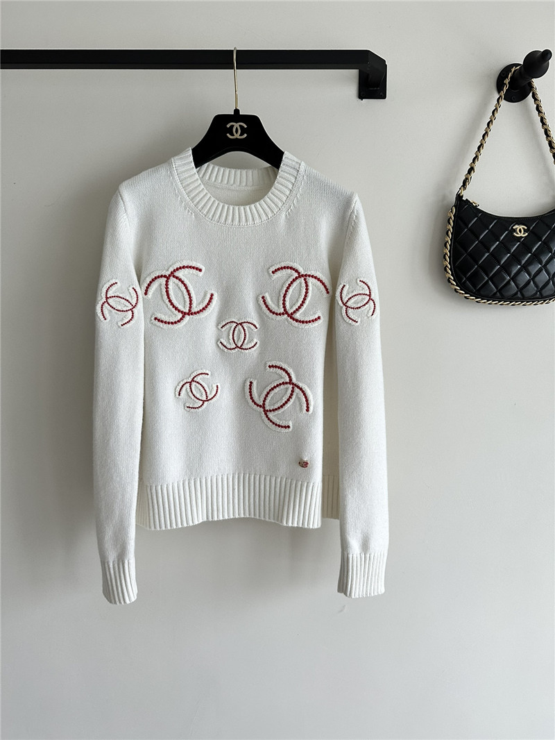 Ch**el logo round neck knitted sweater