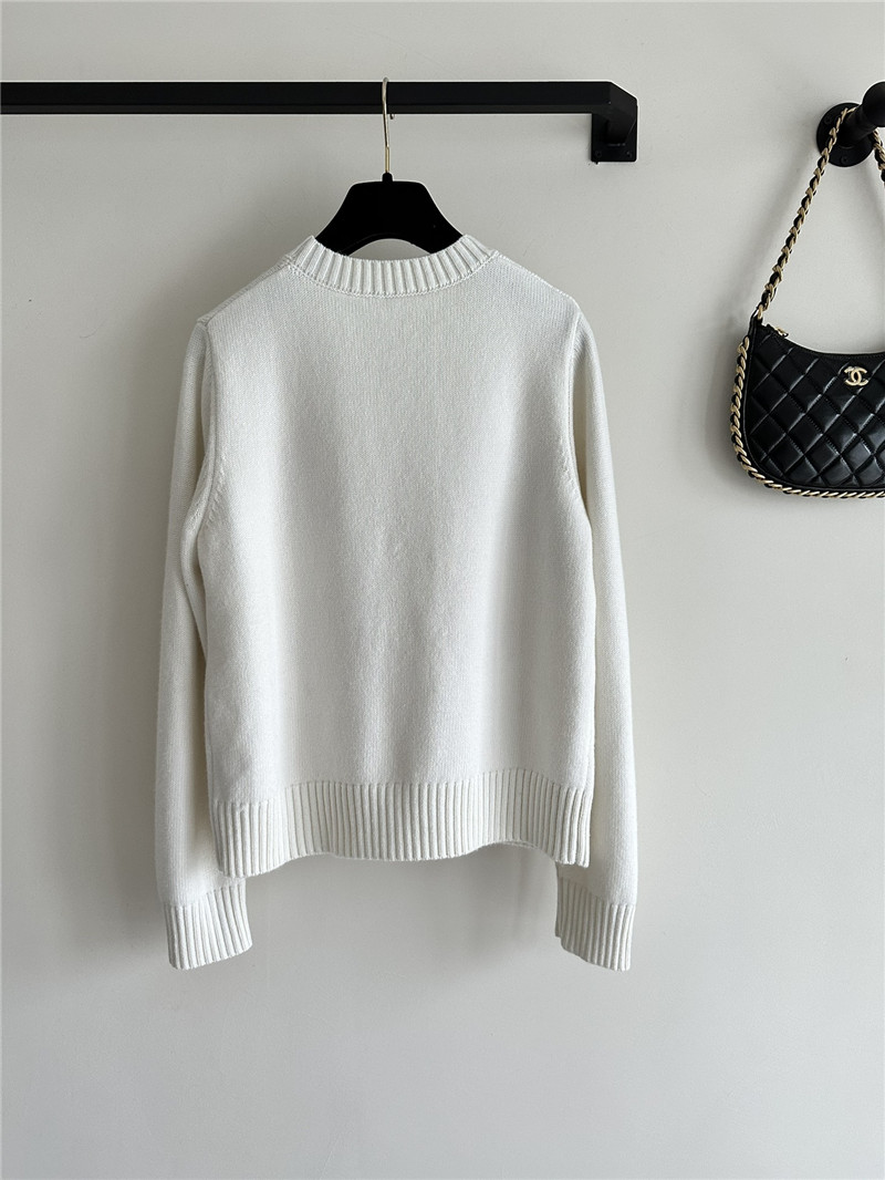 Ch**el logo round neck knitted sweater
