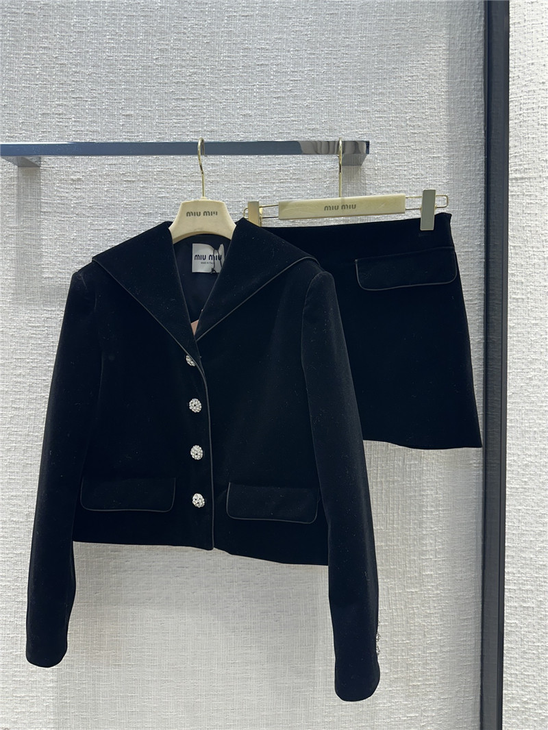 M1um1u new navy collar velvet suit