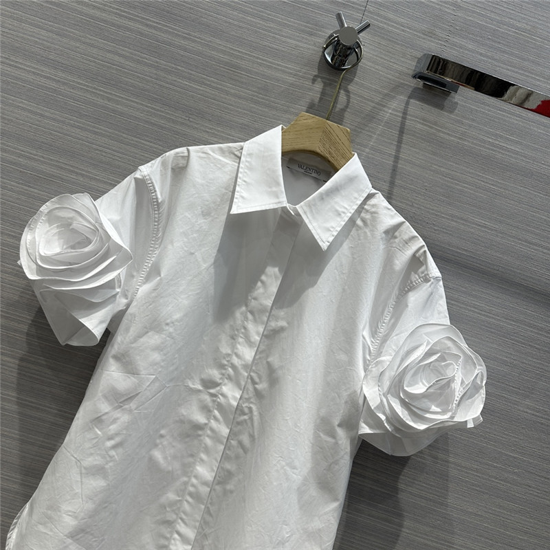 Va1e*ntin0 three-dimensional butterfly short-sleeved large shirt