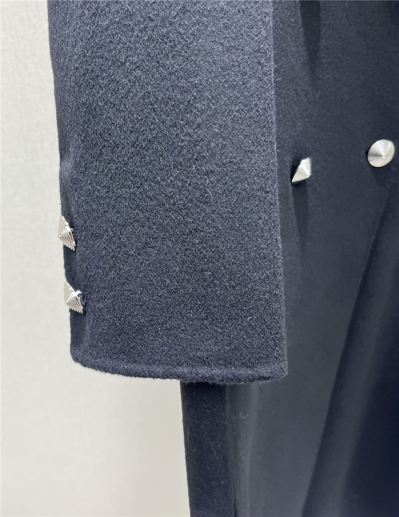 l0vis Vvtt0n lv black coat