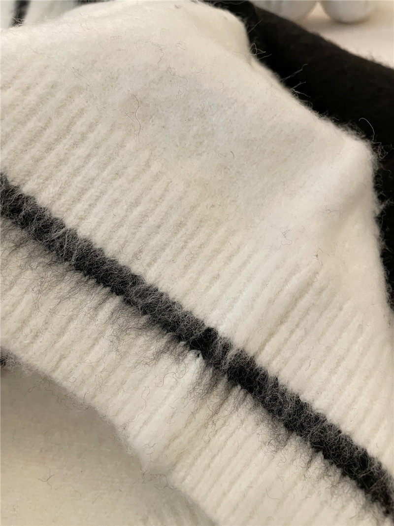 D10r ski zip wool cardigan