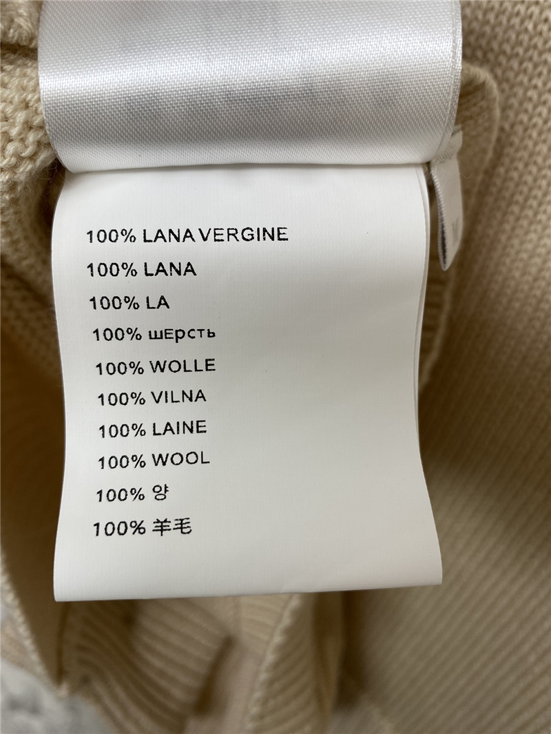 M1um1u new v-neck knitted cardigan