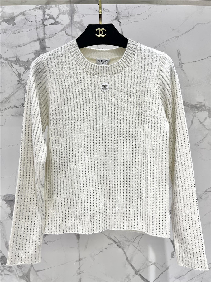 Ch**el logo crew neck sweater white