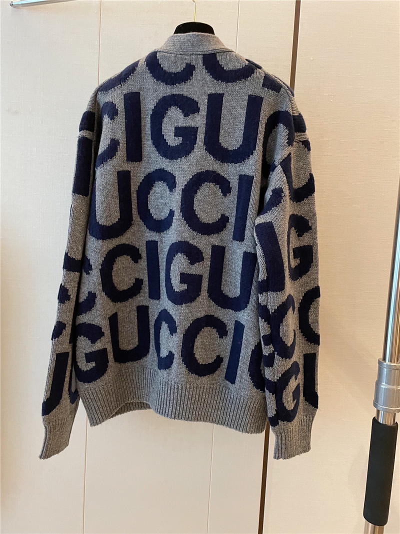 Gvc*1 logo intarsia button-up cardigan