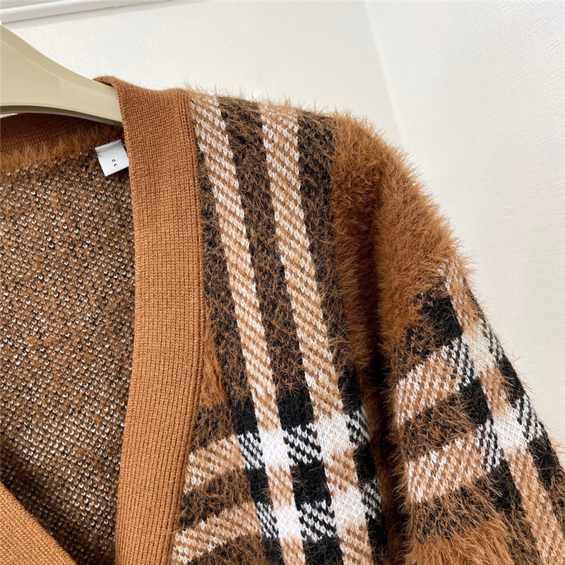 Bv*b*rry classic checked cardigan