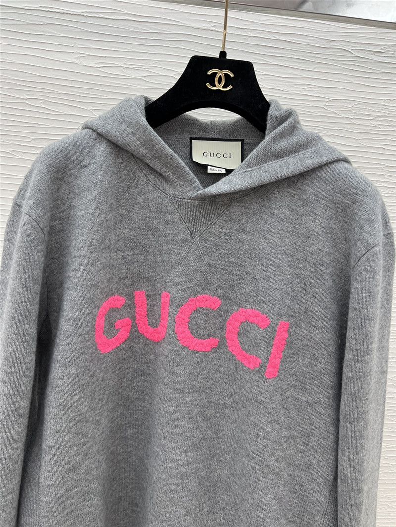 Gvc*1 logo hooded sweatshirt
