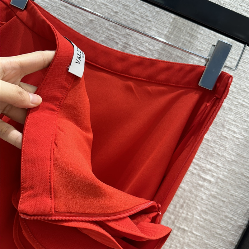 Va1e*ntin0 three-dimensional large flower pocket midi skirt