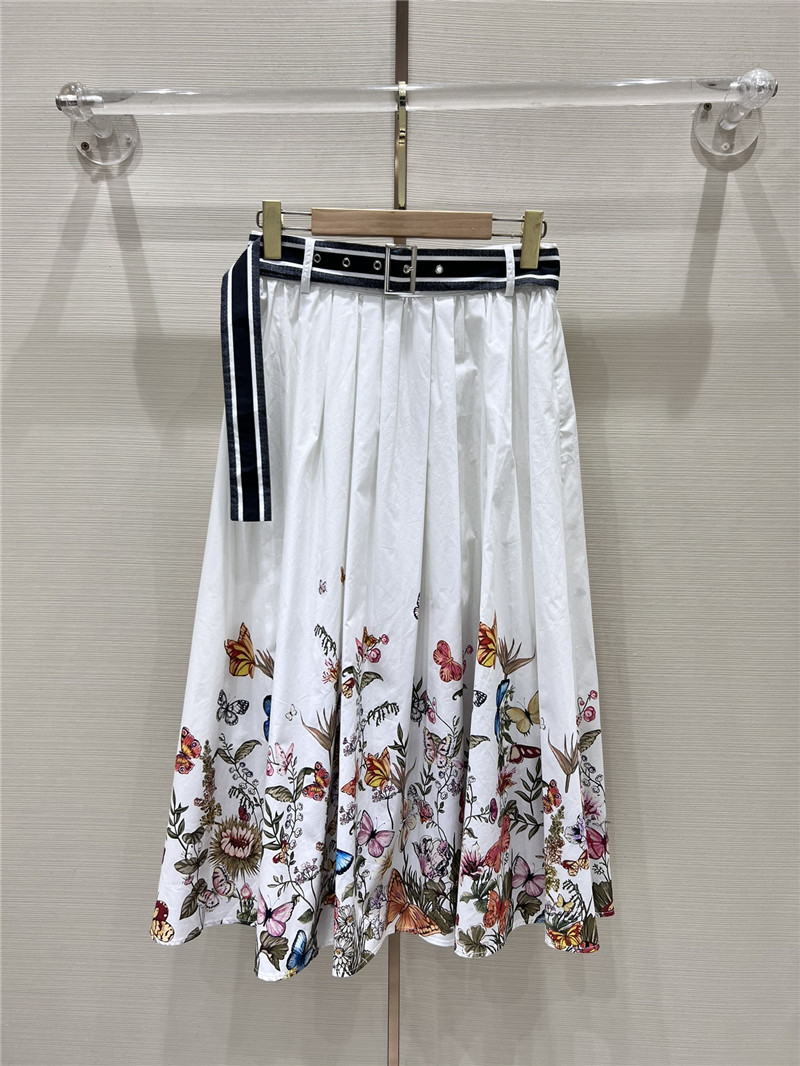 D10r long skirt with wide hem