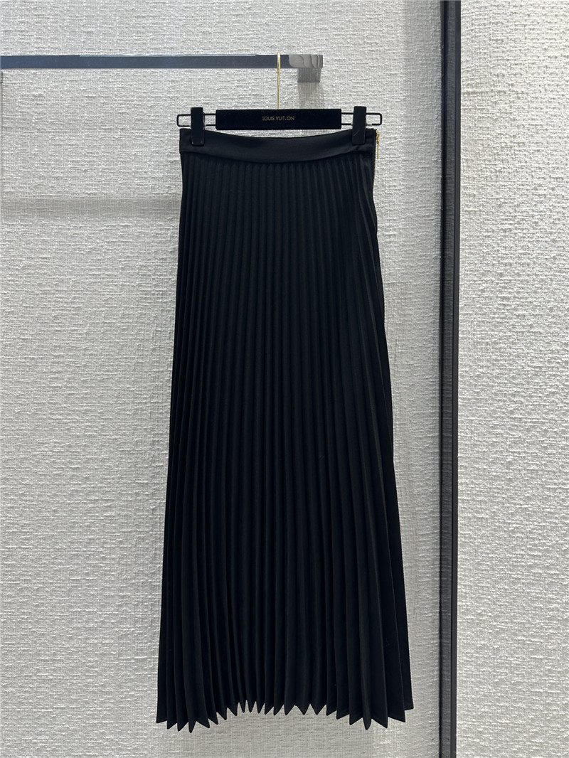 l0vis Vvtt0n lv new black pleated long skirt