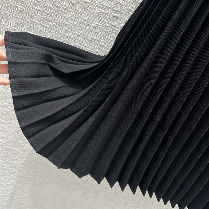 l0vis Vvtt0n lv new black pleated long skirt