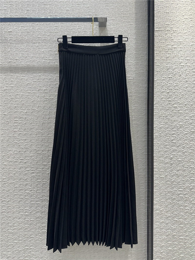 l0vis Vvtt0n lv new black pleated long skirt