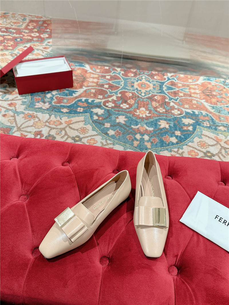 Salvatore Ferragamo new small square toe pumps