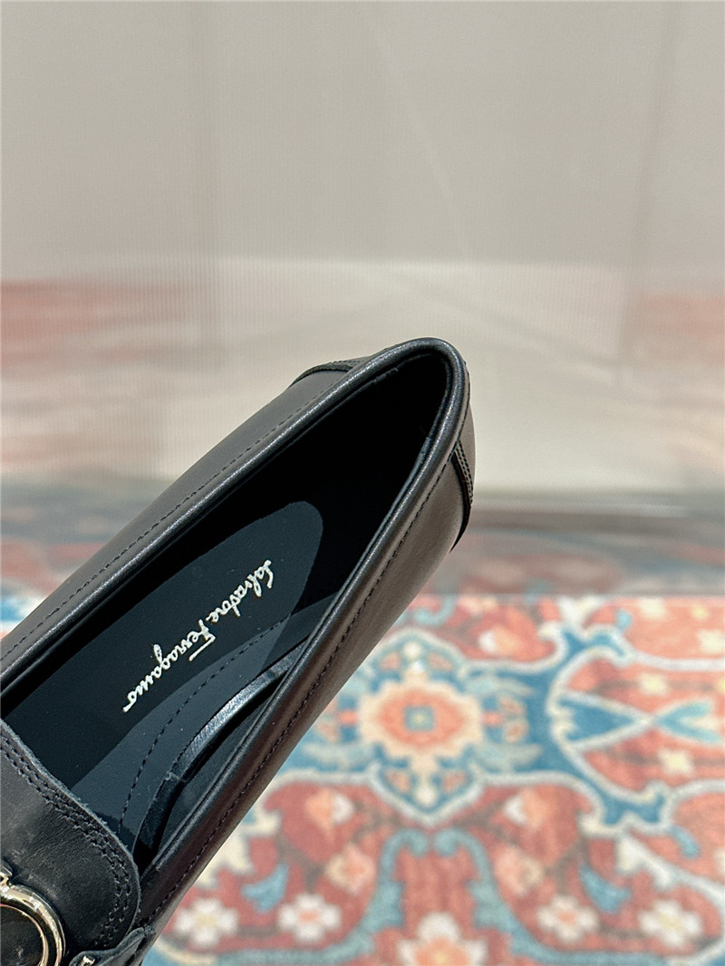 Salvatore Ferragamo British style Gancini buckle loafers