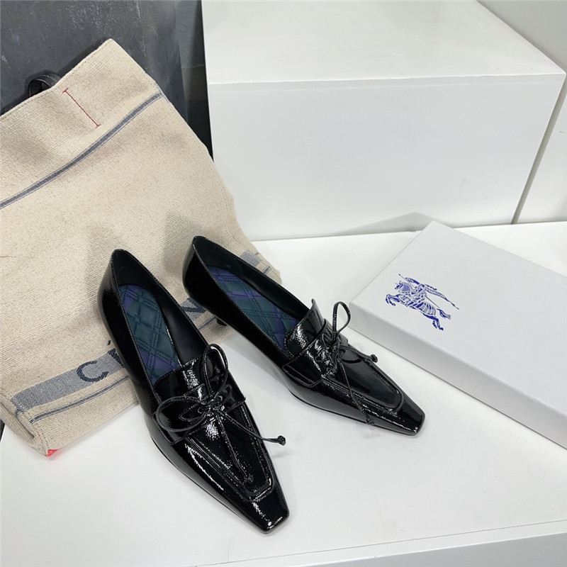 Bv*b*rry retro empty toe half drag