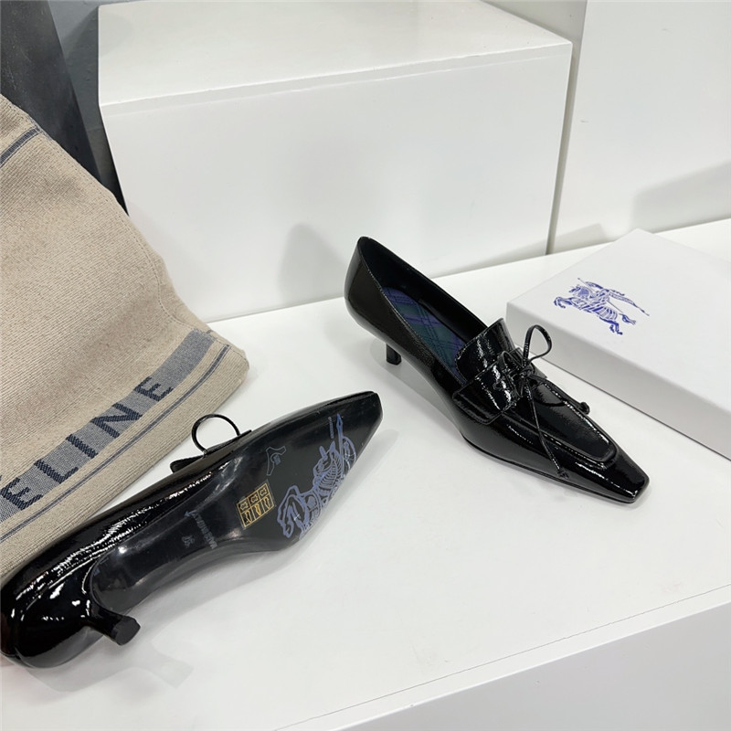 Bv*b*rry retro empty toe half drag