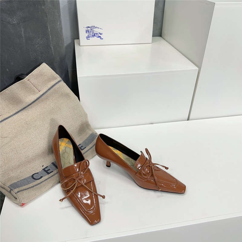 Bv*b*rry retro empty toe half drag