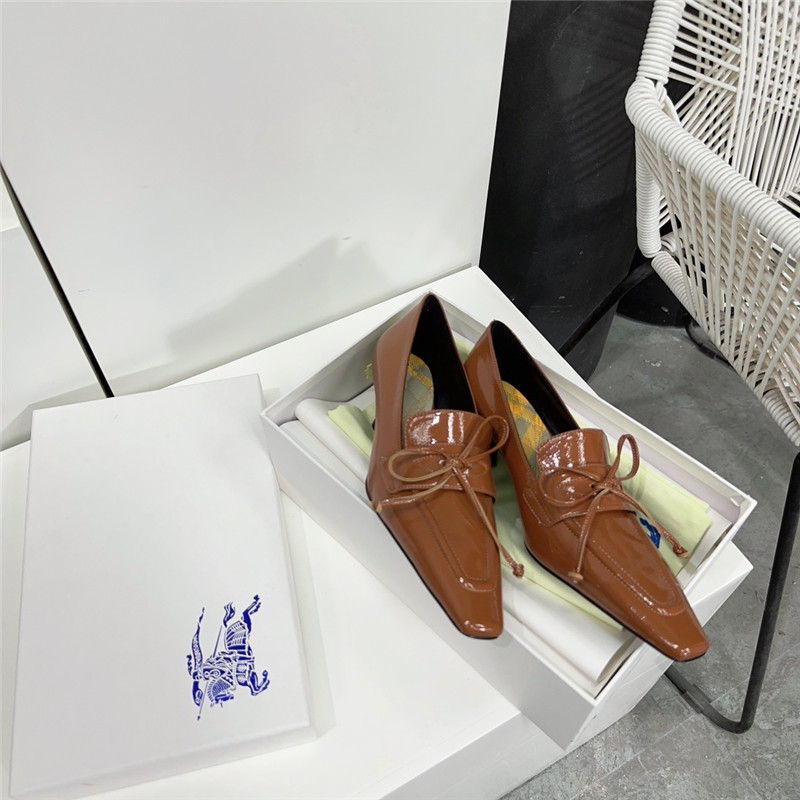 Bv*b*rry retro empty toe half drag