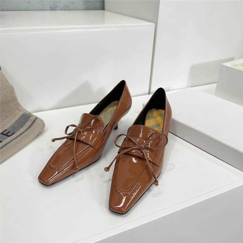 Bv*b*rry retro empty toe half drag