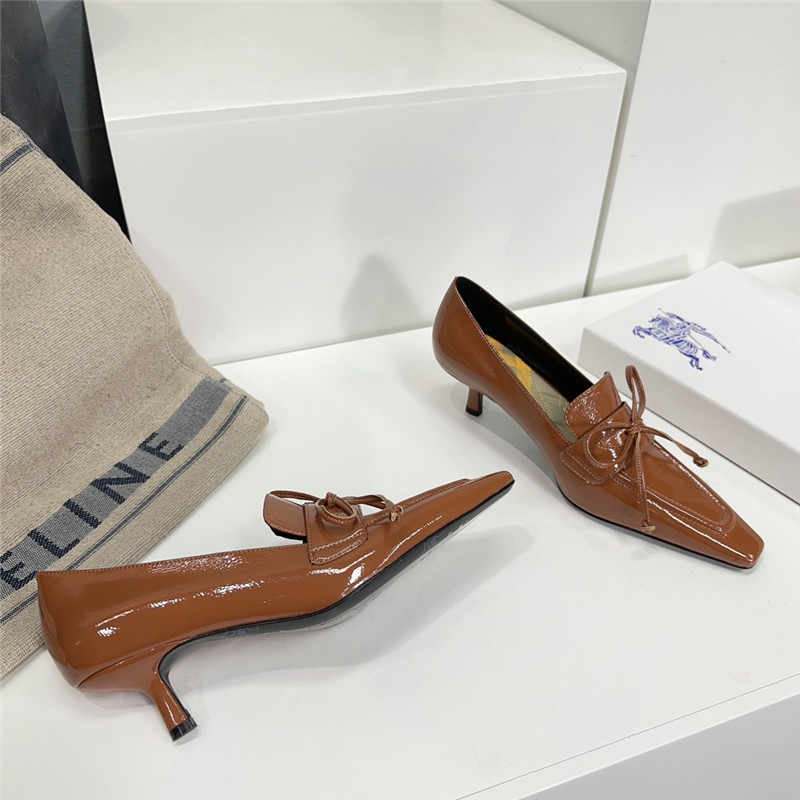 Bv*b*rry retro empty toe half drag