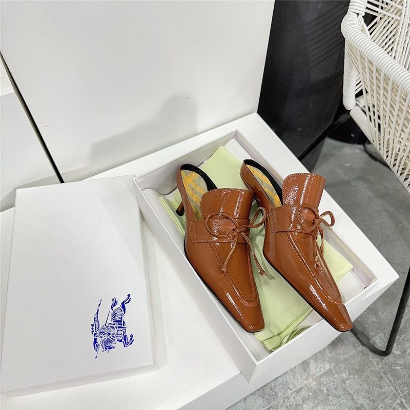 Bv*b*rry retro empty toe half drag