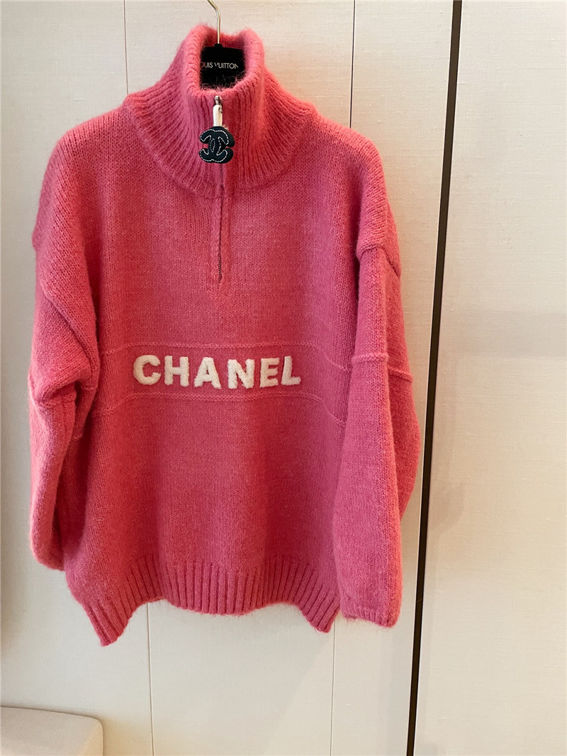Ch**el logo turtleneck loose sweater pink