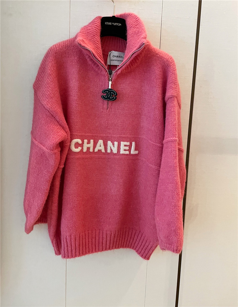 Ch**el logo turtleneck loose sweater pink