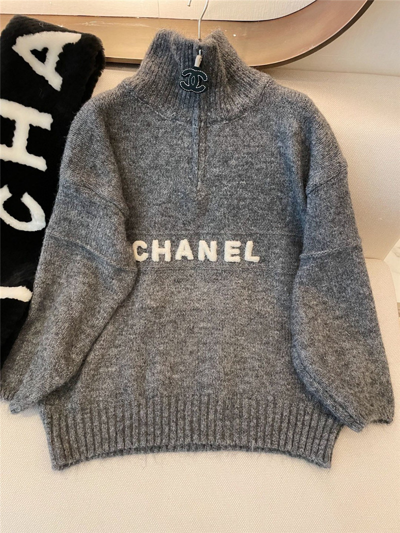 Ch**el logo turtleneck loose sweater grey