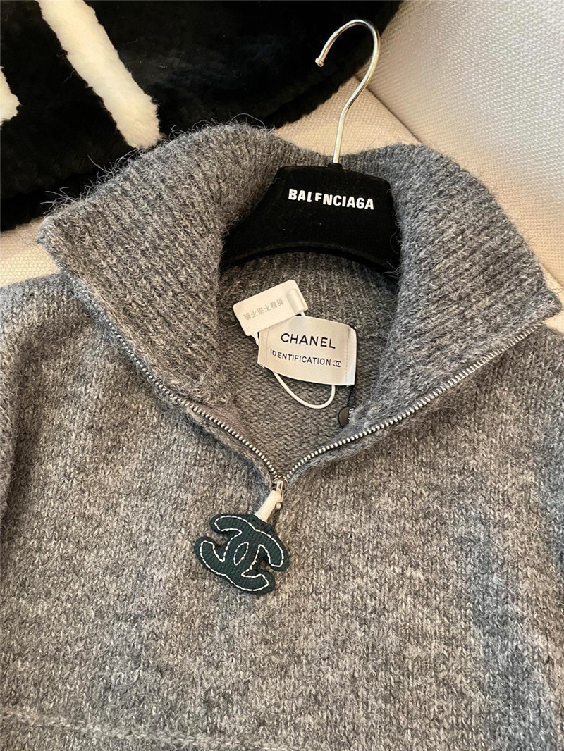 Ch**el logo turtleneck loose sweater grey