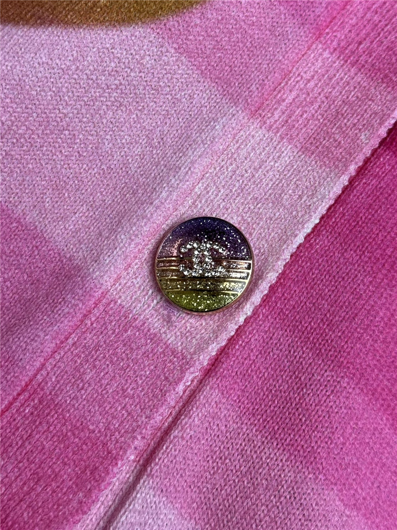 Ch**el logo gradient pink cardigan