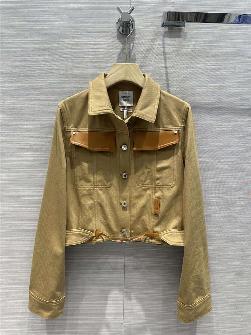 H**me5 backless jacket + flower bud waist pants set