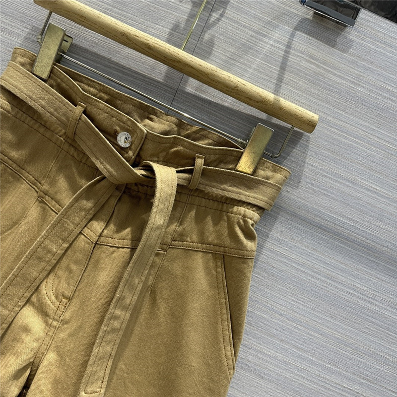 H**me5 backless jacket + flower bud waist pants set