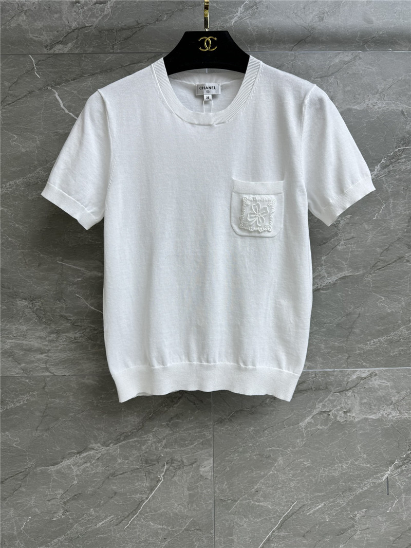 Ch**el four leaf clover short sleeves