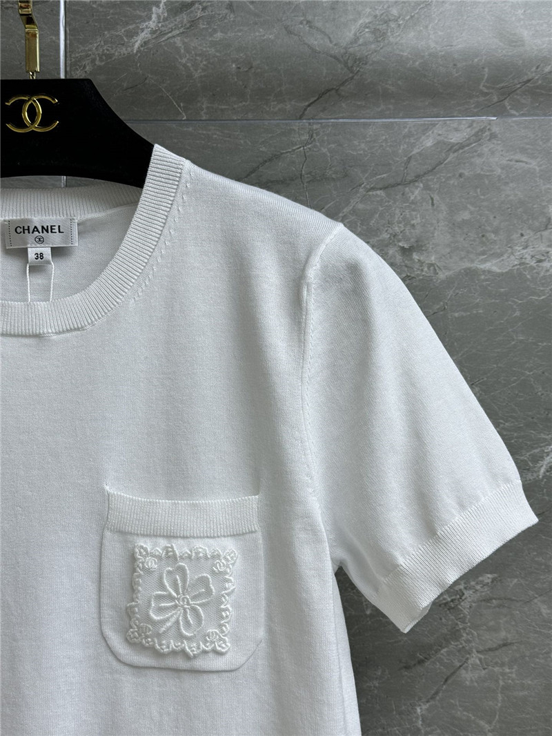 Ch**el four leaf clover short sleeves