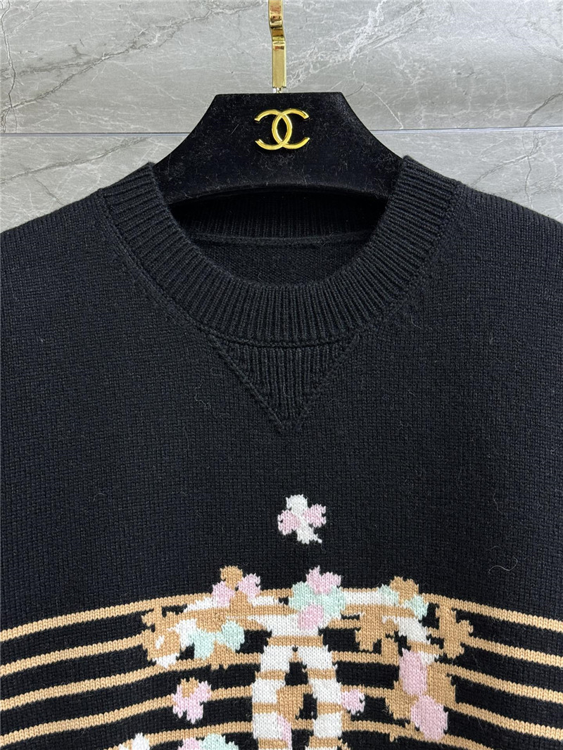 Ch**el double c cashmere sweater
