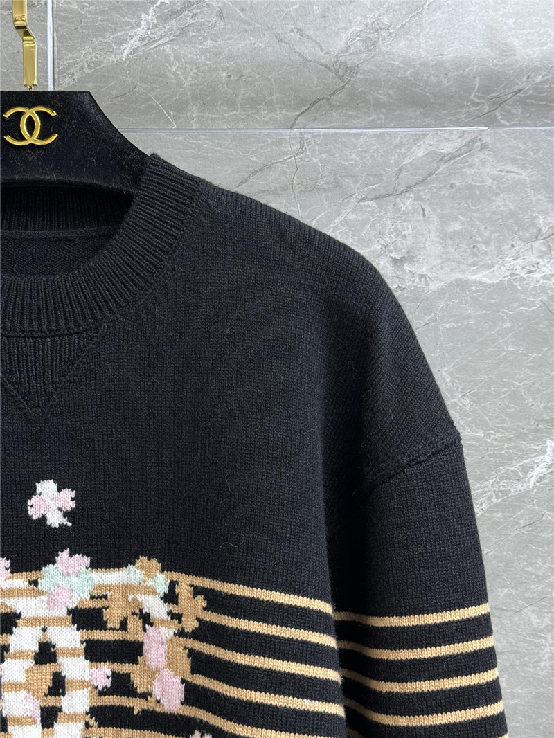 Ch**el double c cashmere sweater