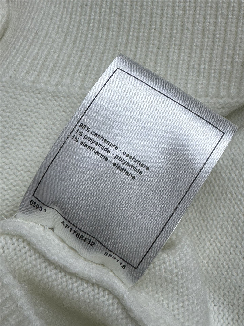 Ch**el double c cashmere sweater