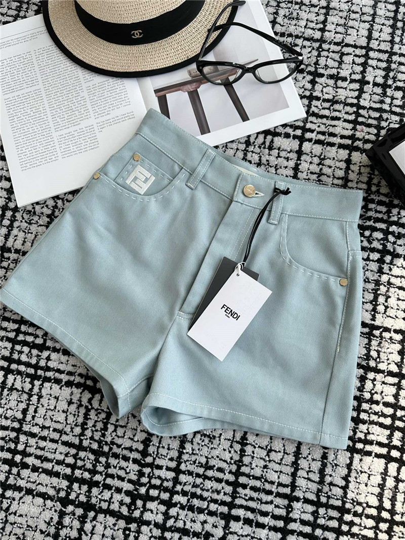 F**di small logo shorts