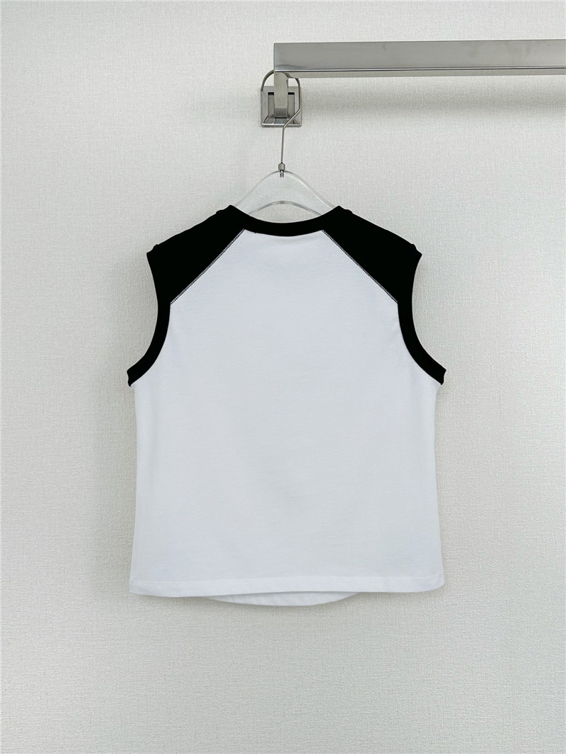A1exa*der wang oval logo contrasting vest